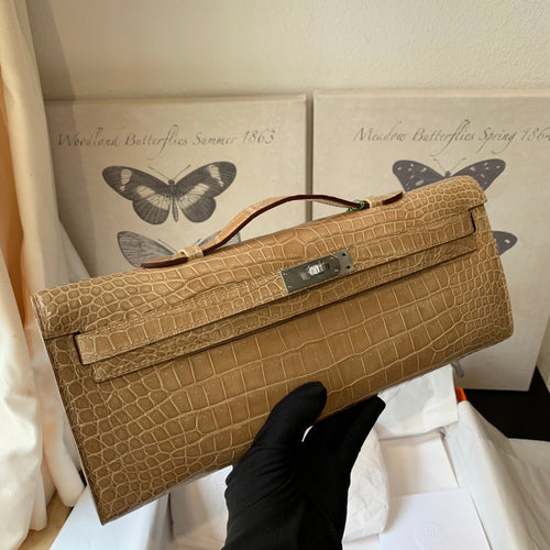 HERMES KELLY CUT 31 IN TORTILLA BROWN ALLIGATOR LEATHER WITH SILVER HARDWARE